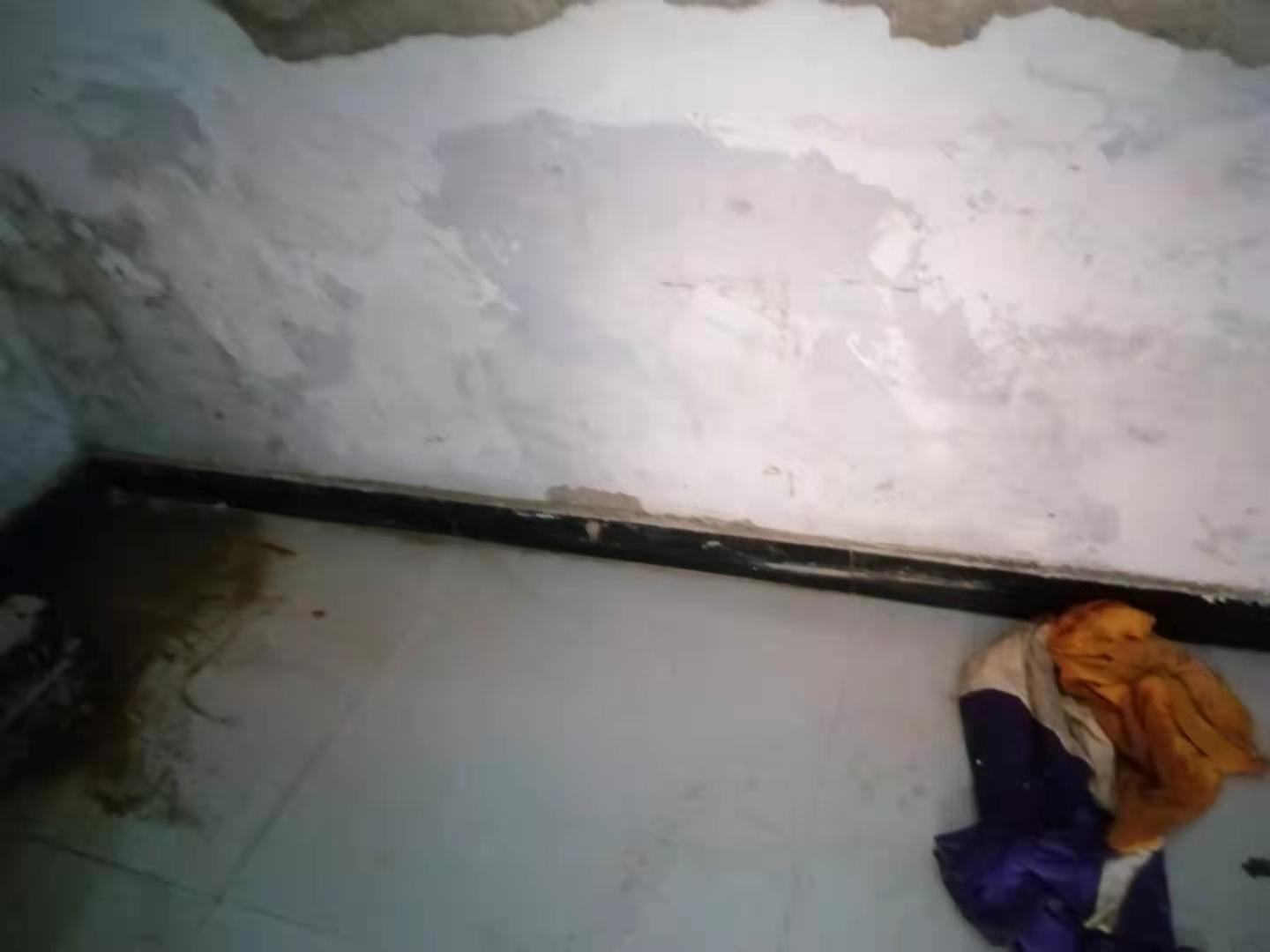 鸡东家里漏水了怎么办？